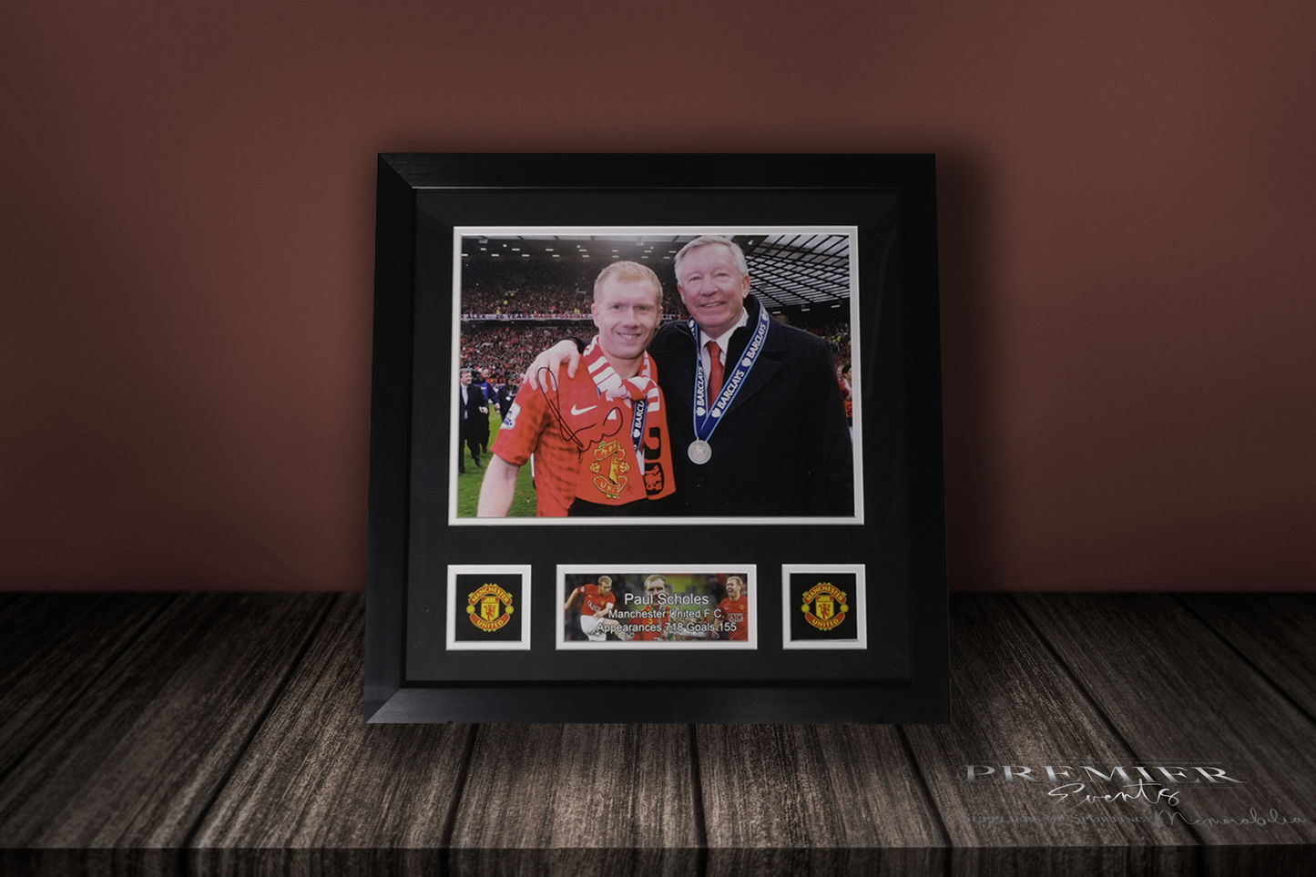 Paul Scholes Signed Photo with Sir Alex Ferguson – Framed Memorabilia